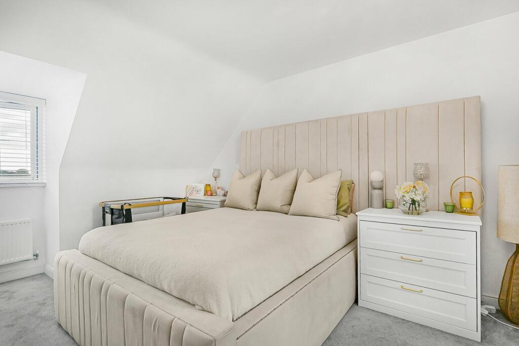 Additional property image - Mount Pleasant Lane, Hatfield, AL9