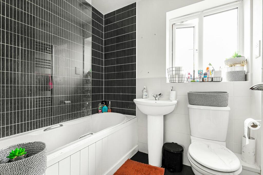 Additional property image - Mount Pleasant Lane, Hatfield, AL9