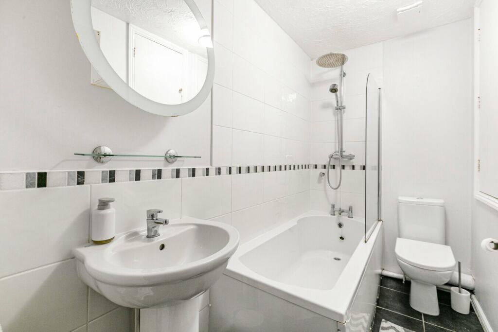 Additional property image - Heyford Way, Hatfield, AL10