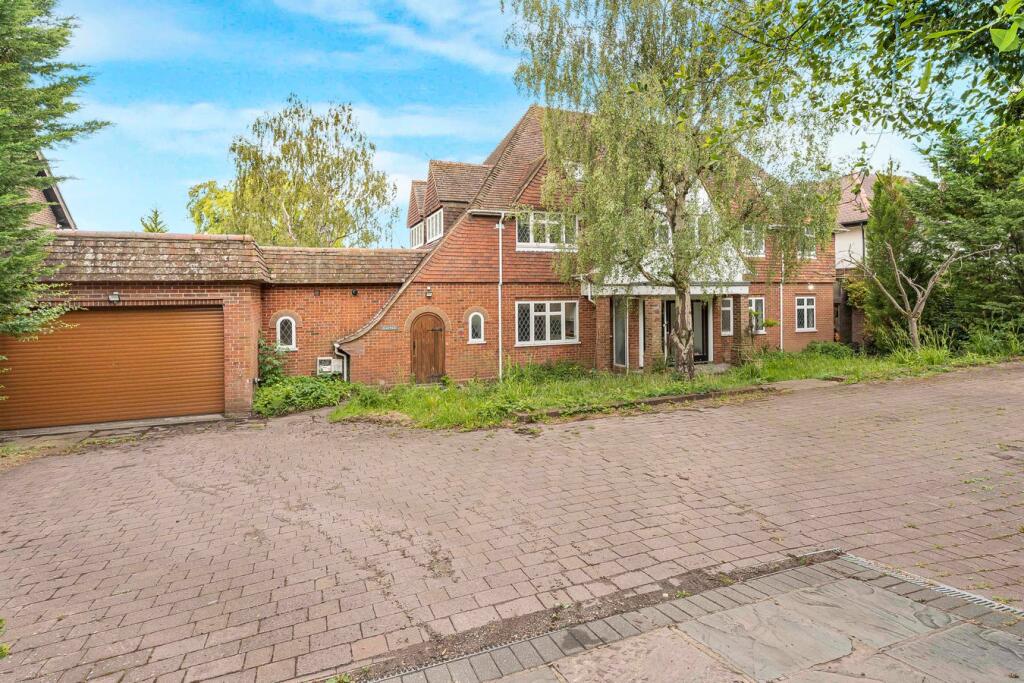 Main image of property: Great North Road, North Mymms, Hatfield, AL9