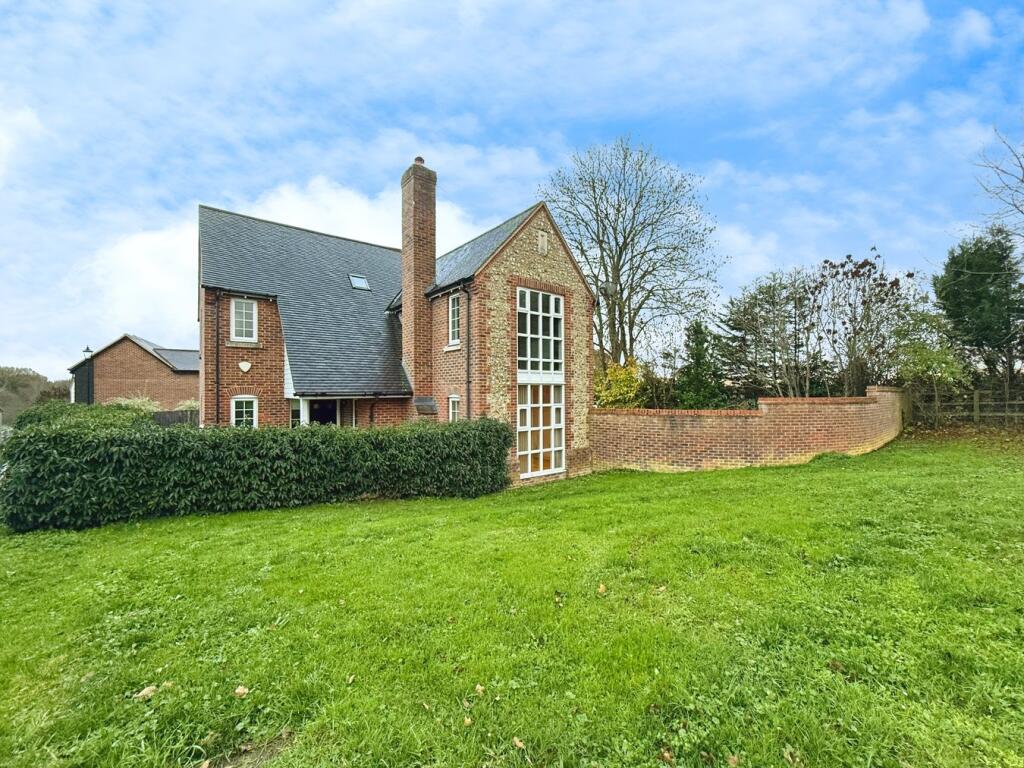 Main image of property: Meadow View, Redbourn, St Albans, AL3