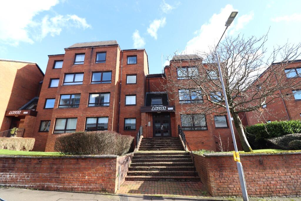 3 bedroom flat for rent in Ascot Court, Anniesland, Glasgow, G12
