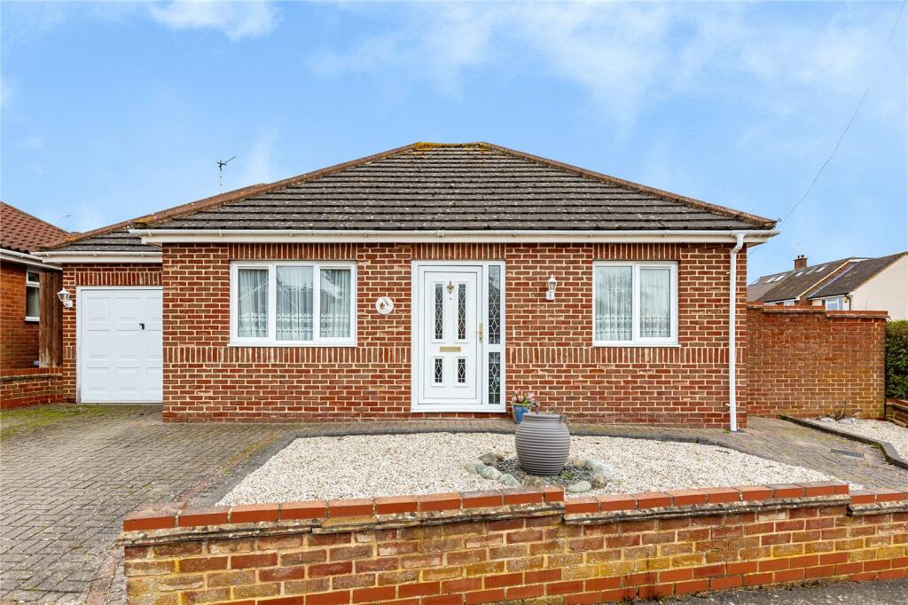 Additional property image - Hearsall Avenue, Broomfield, Essex, CM1