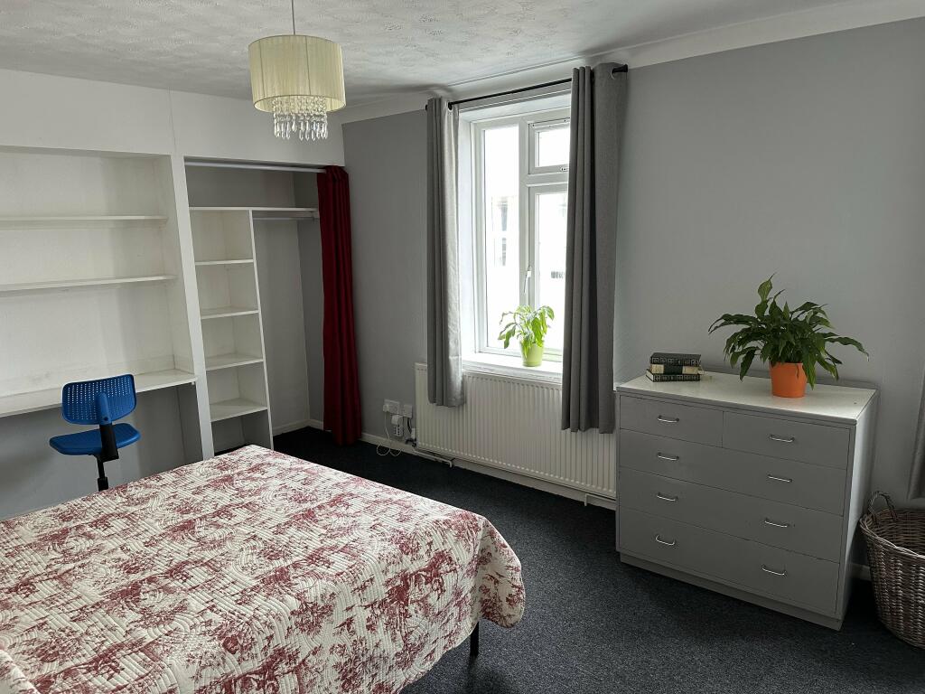 Additional property image - South View Place, Bournemouth,
