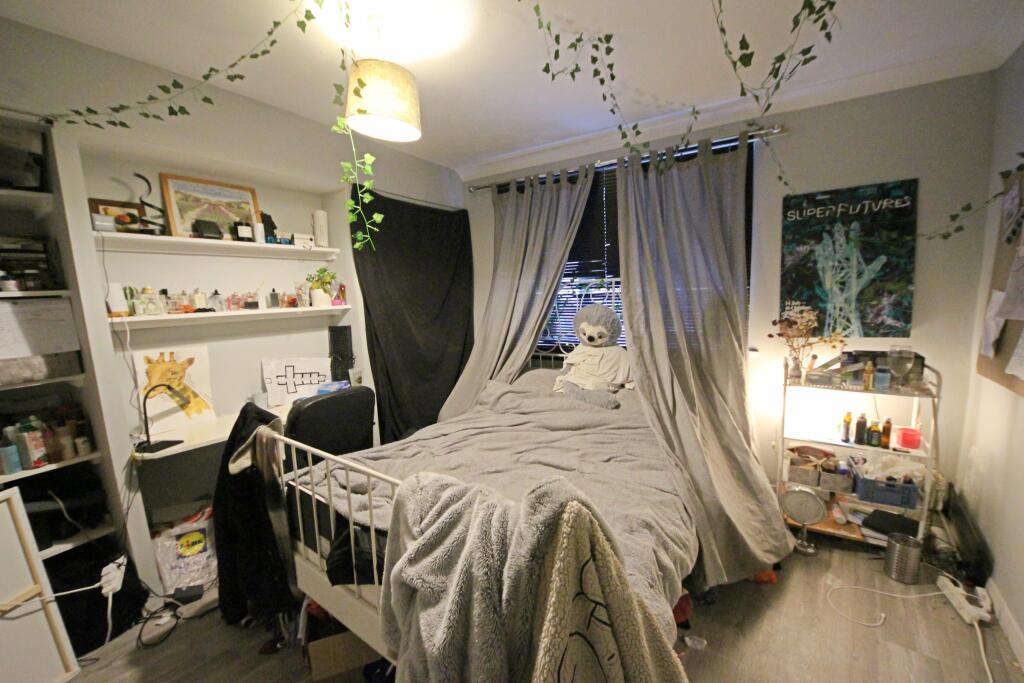 Additional property image - South View Place, Bournemouth,