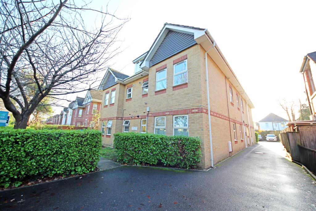 Main image of property: Richmond Park Road, Bournemouth,