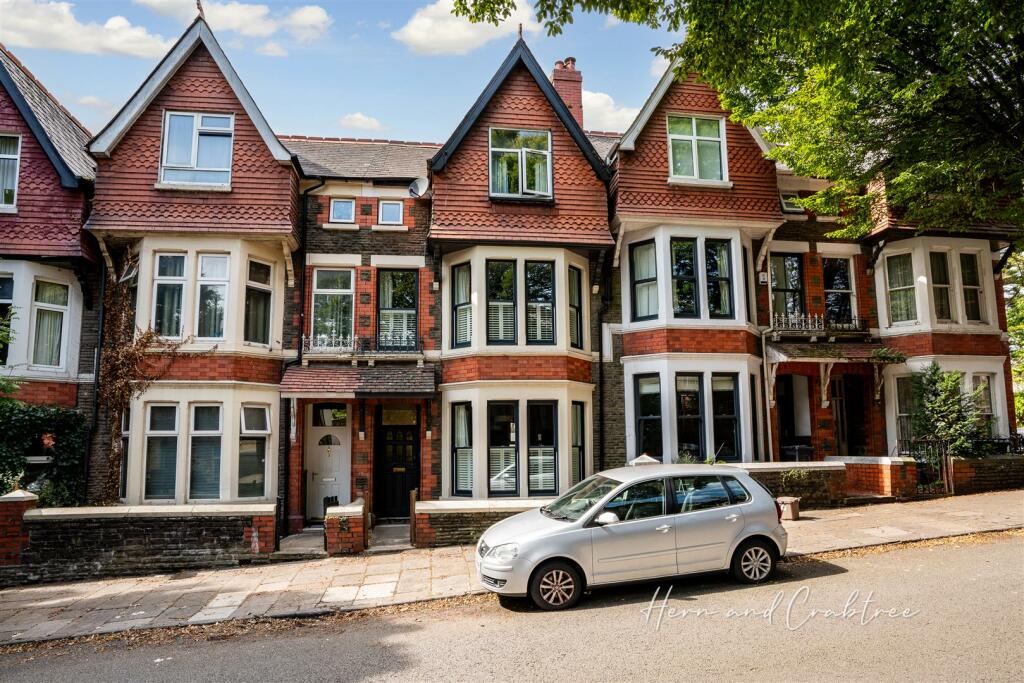 4 bedroom terraced house for sale in Clive Road, Canton, Cardiff, CF5