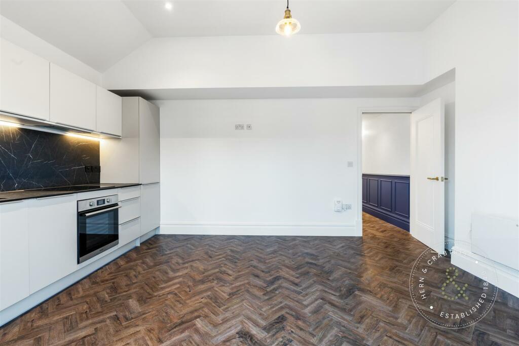 Additional property image - Cathedral Road, Pontcanna, Cardiff
