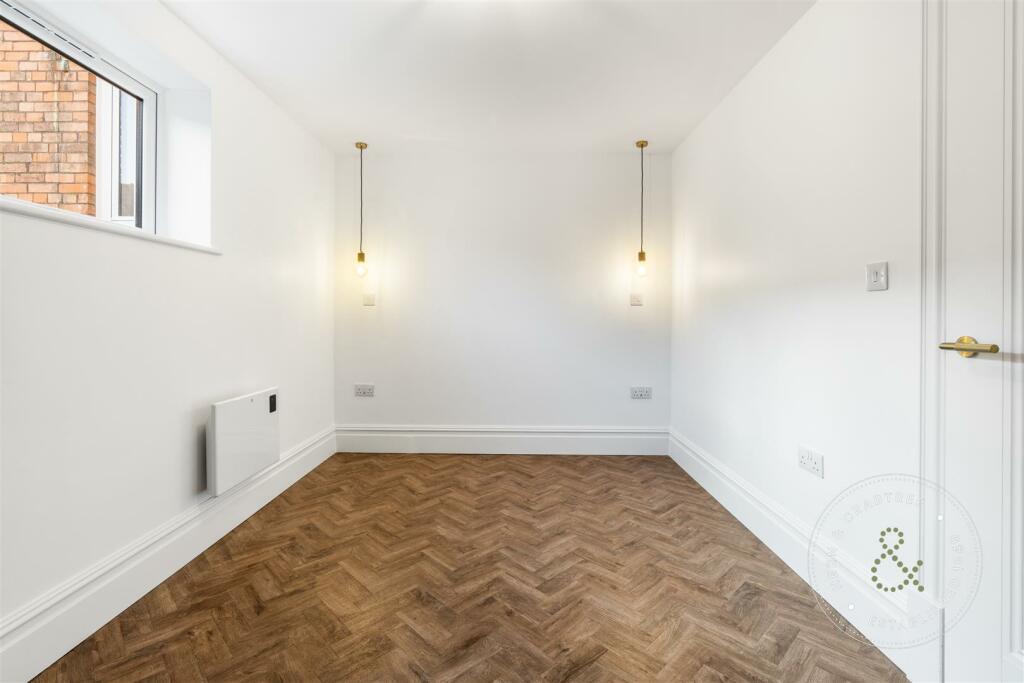 Additional property image - Cathedral Road, Pontcanna, Cardiff