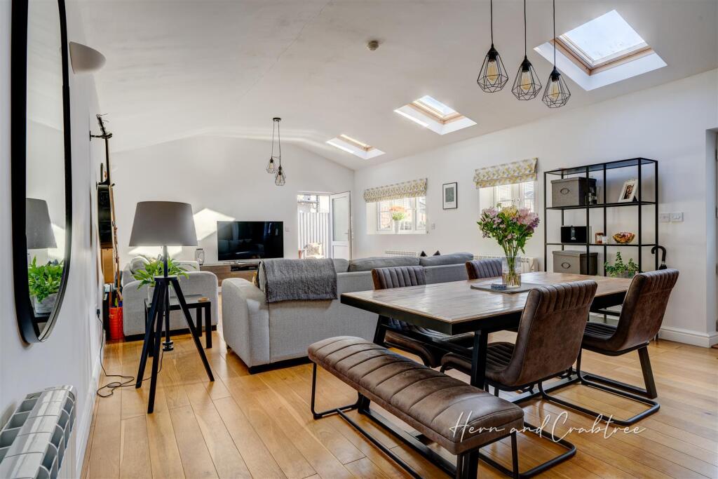 Additional property image - Beda Road, Canton, Cardiff