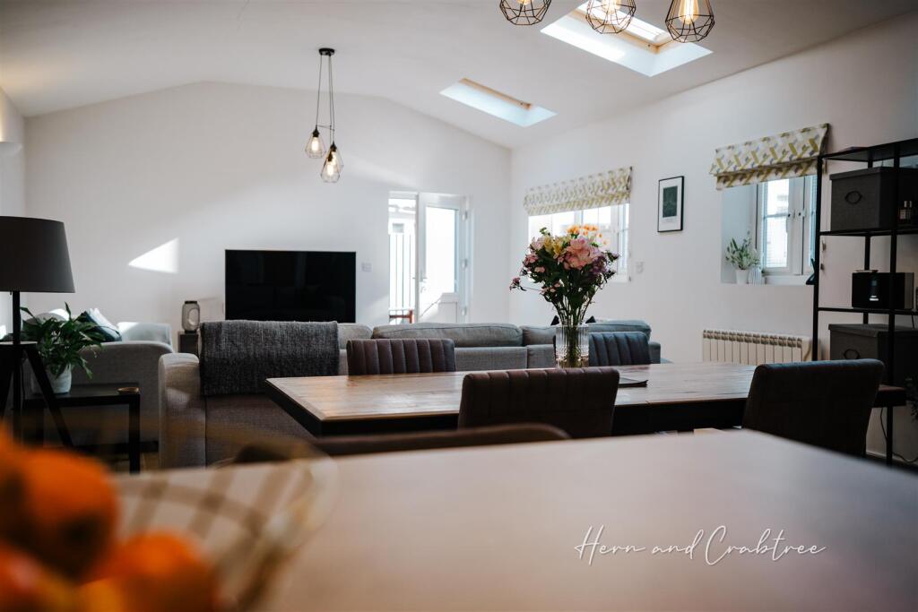 Additional property image - Beda Road, Canton, Cardiff
