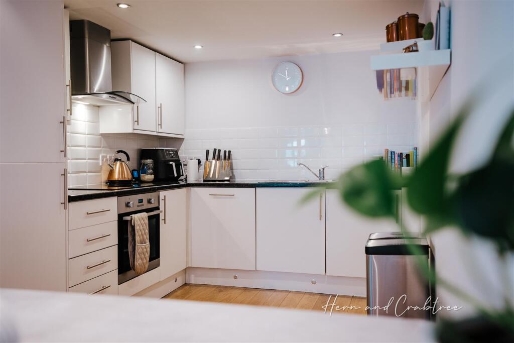Additional property image - Beda Road, Canton, Cardiff