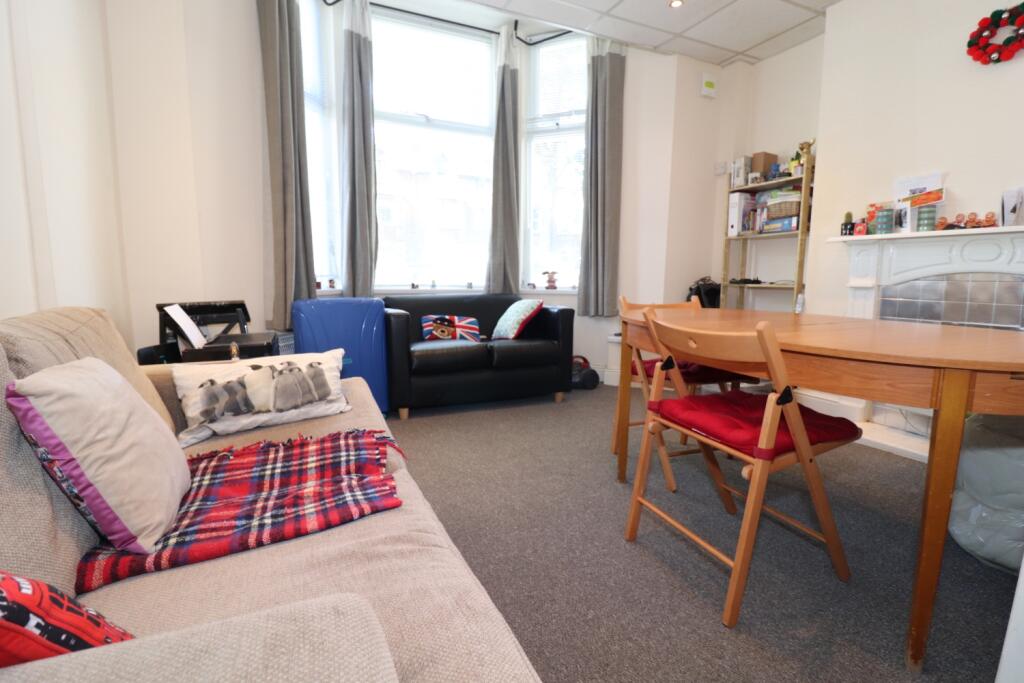 1 bedroom flat for rent in Llanbleddian Gardens, Cathays, CF24