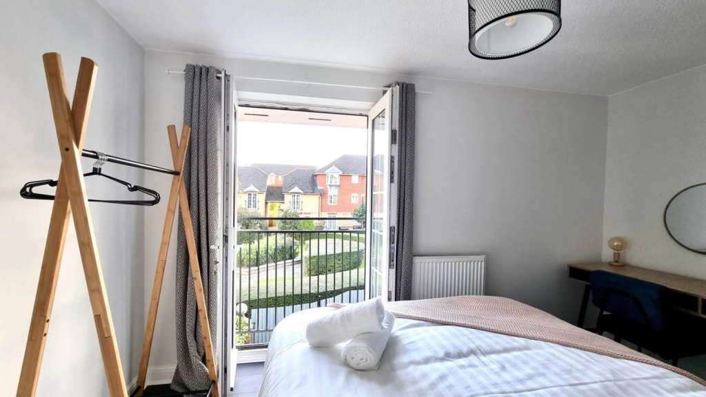 2 bedroom house for rent in Harrison Way, Cardiff Bay, CF11