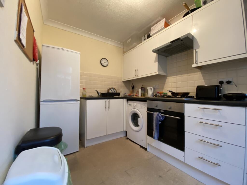 Additional property image - Llanbleddian Gardens, Cathays