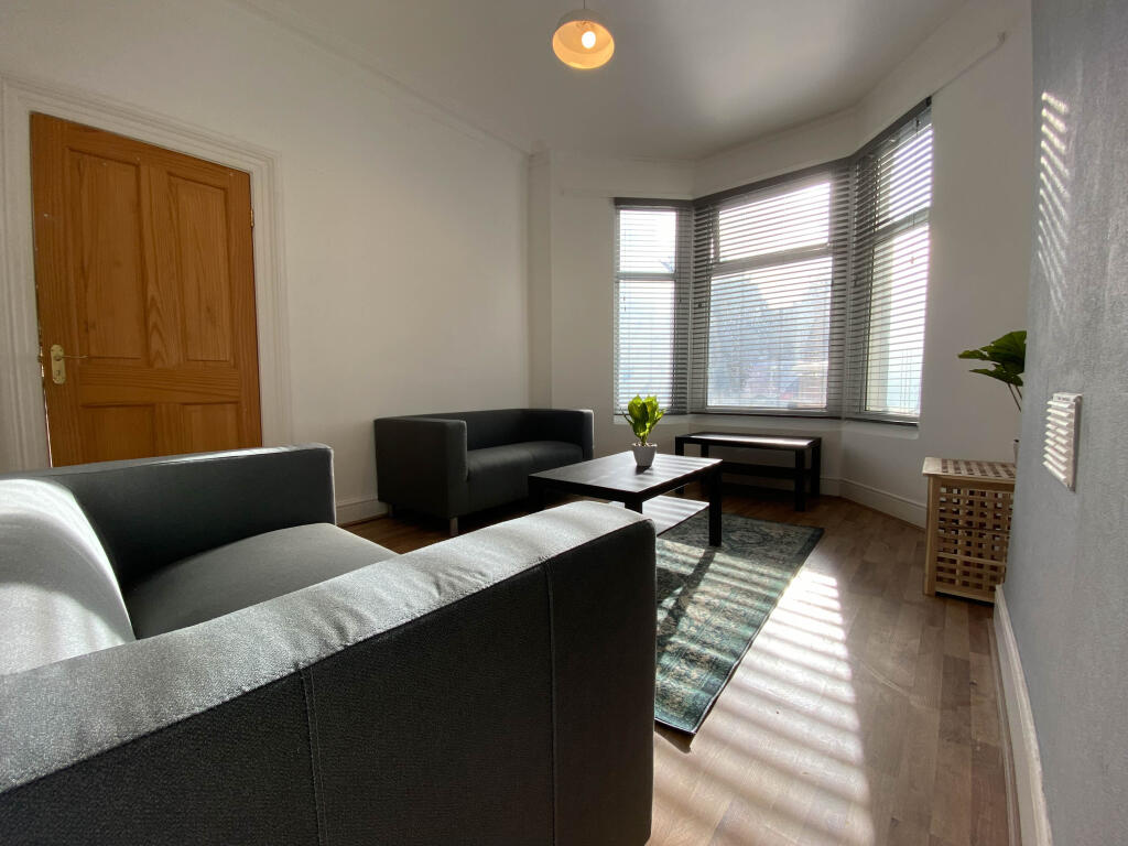 Main image of property: Whitchurch Road, Heath