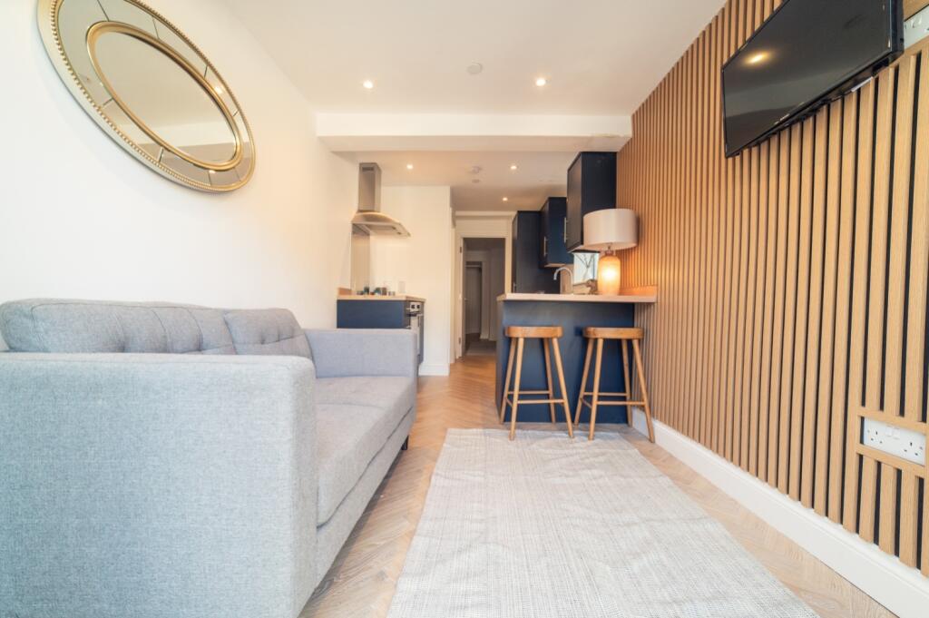 Main image of property: Bedford Street, Roath