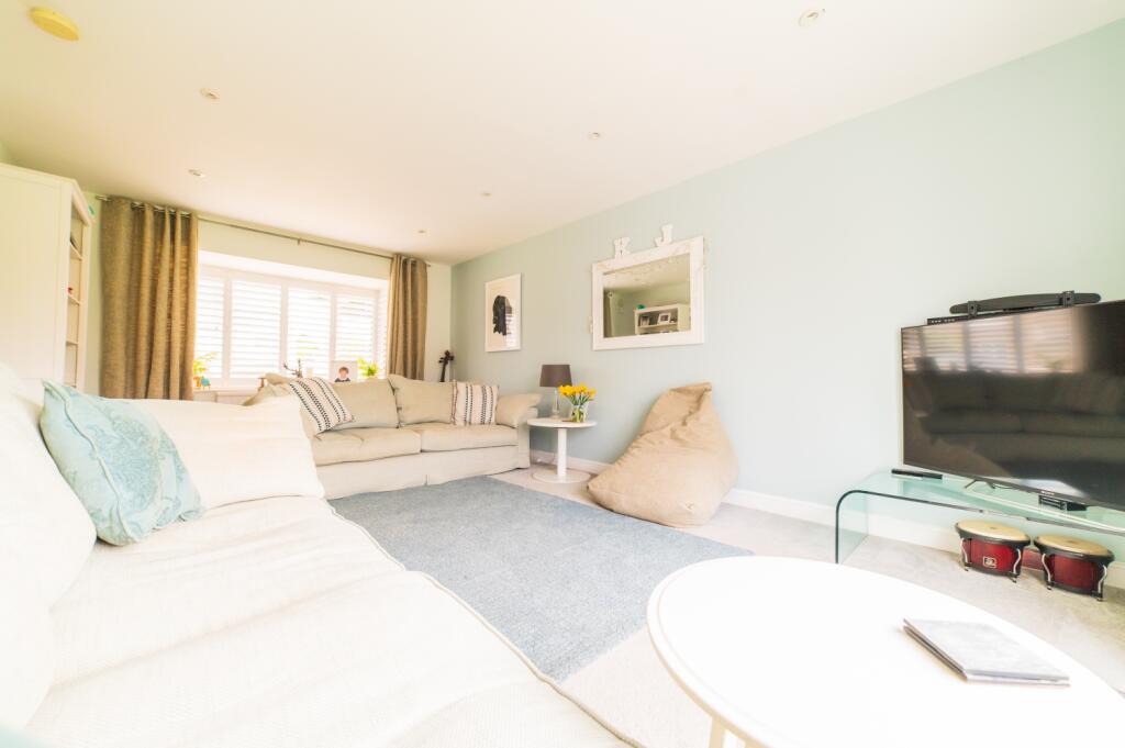 Additional property image - Cog Road, Sully, Penarth