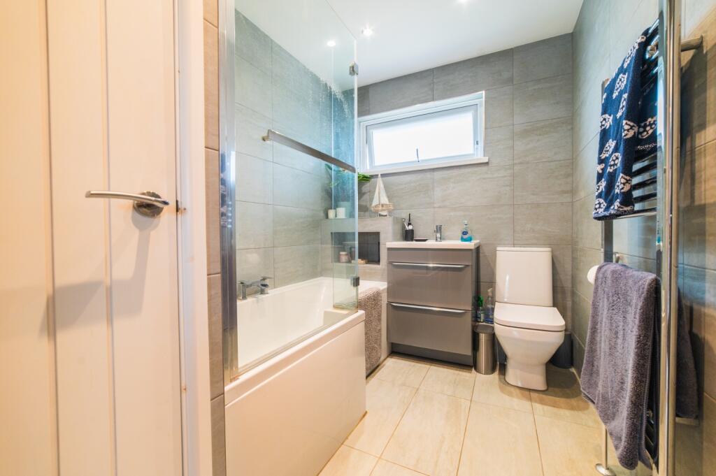 Additional property image - Cog Road, Sully, Penarth