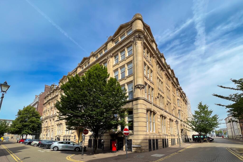 1 bedroom apartment for sale in Cymric Buildings, Cardiff Bay, CF10