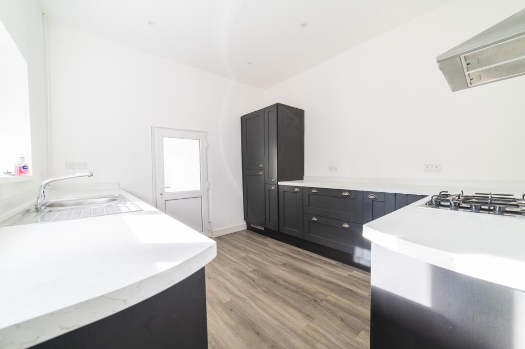 Additional property image - Corporation Road