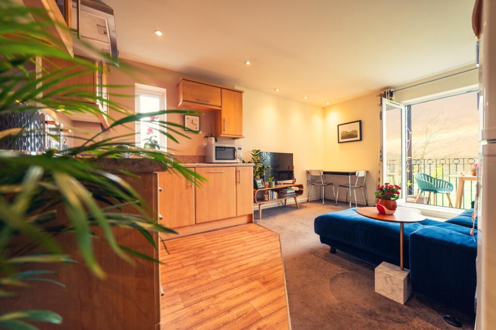Additional property image - Finnimore Court, Llandaff North