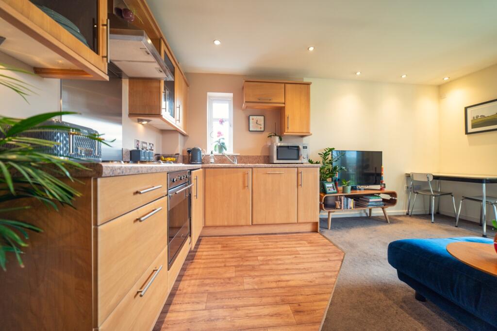 Additional property image - Finnimore Court, Llandaff North