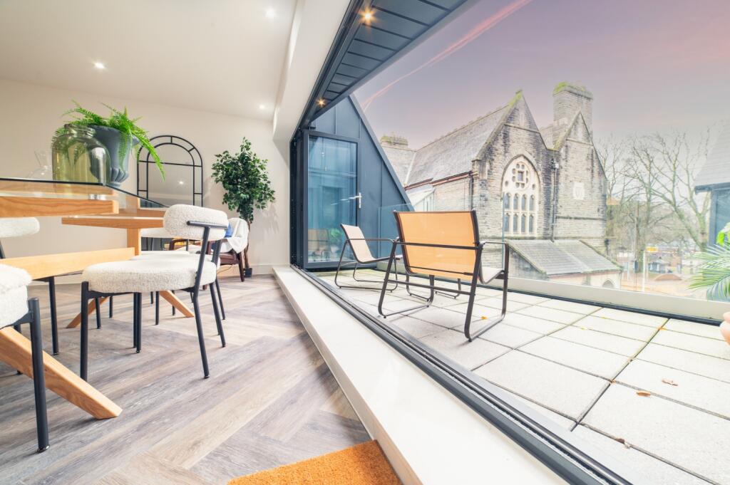 Additional property image - Park Place, City Centre