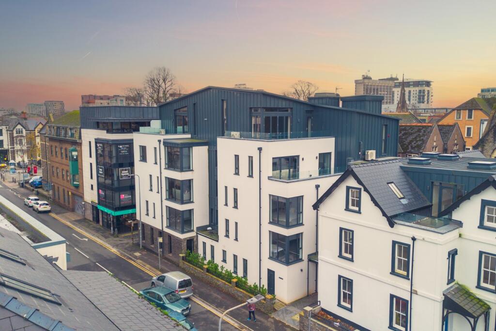 Additional property image - Park Place, City Centre