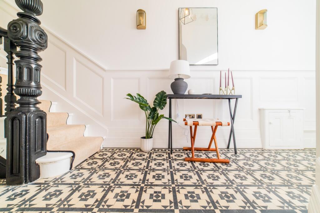 Additional property image - Cathedral Road, Pontcanna