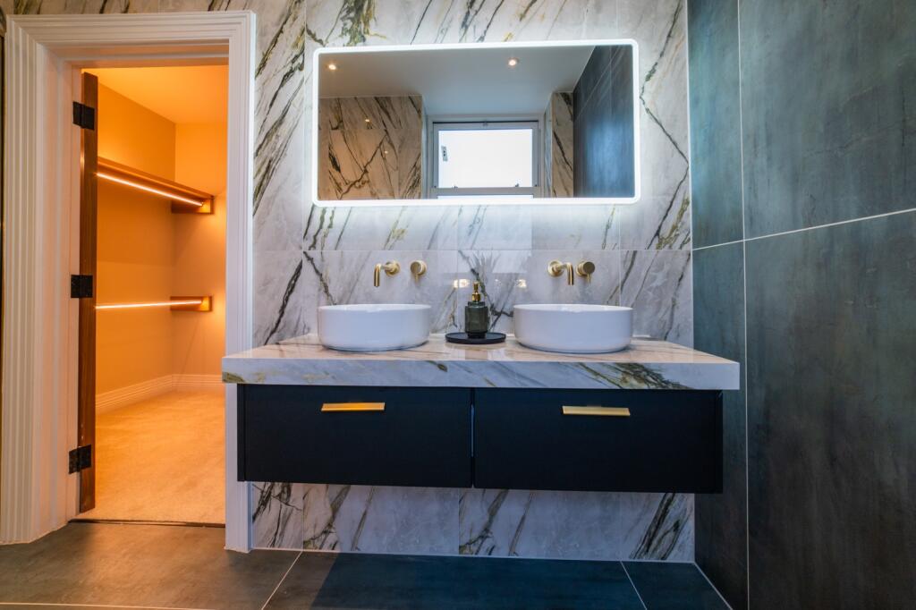 Additional property image - Cathedral Road, Pontcanna