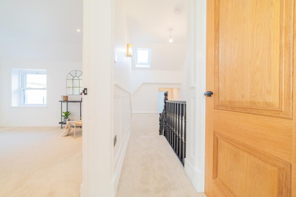 Additional property image - Cathedral Road, Pontcanna