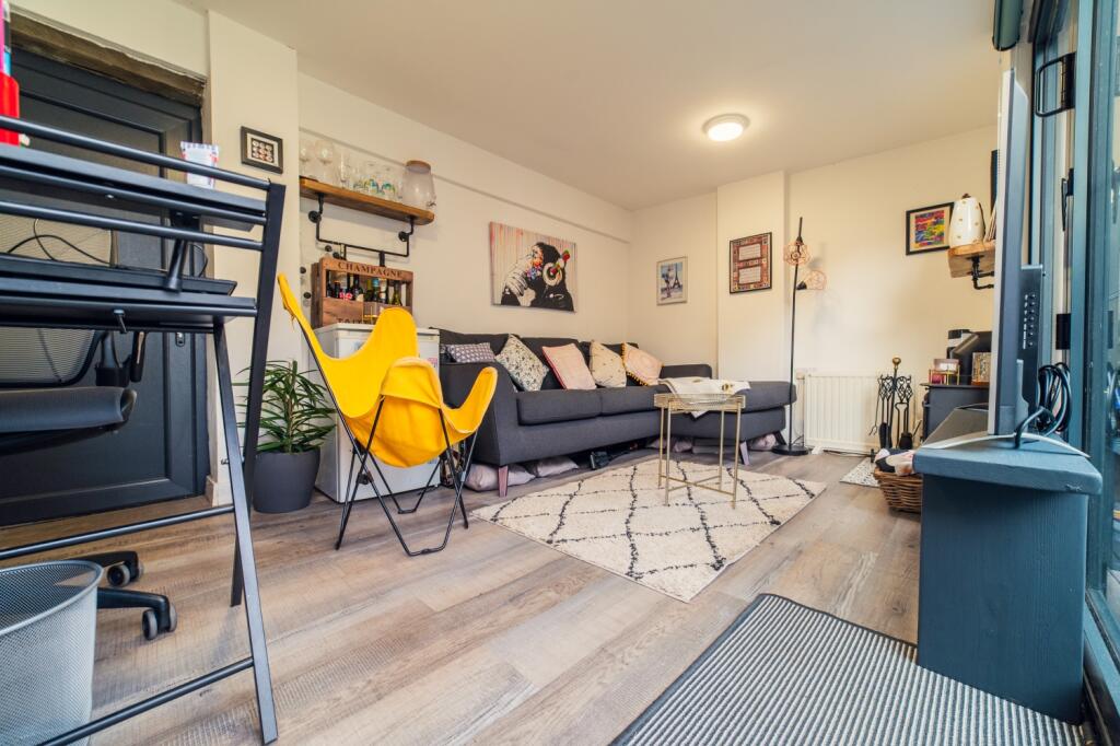 Additional property image - Roath Court Road, Roath