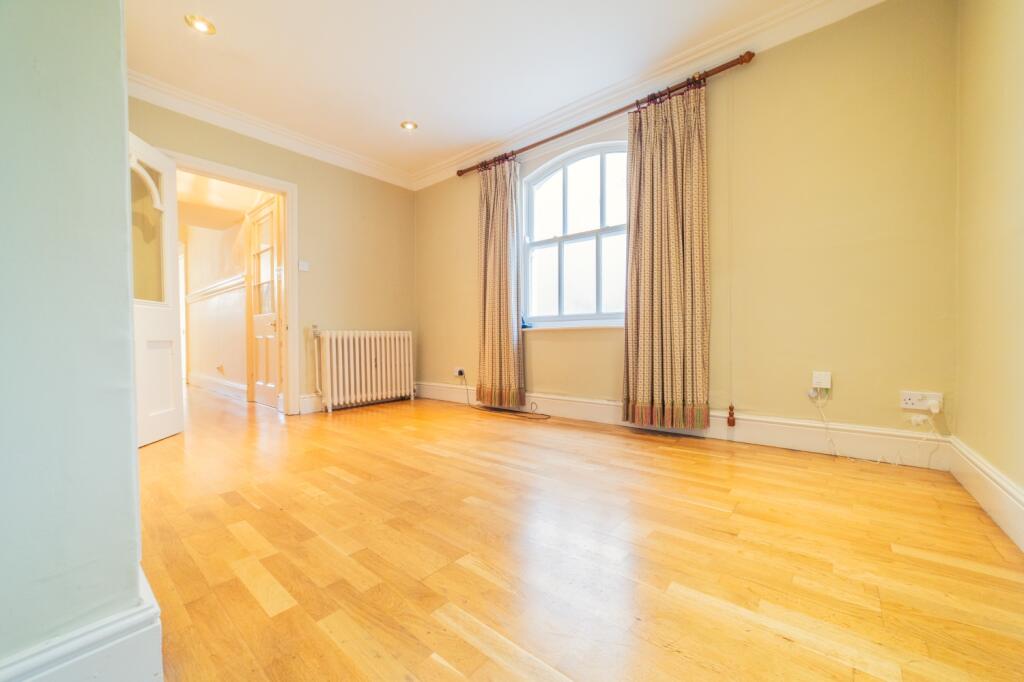Additional property image - Windsor Esplanade, Cardiff Bay