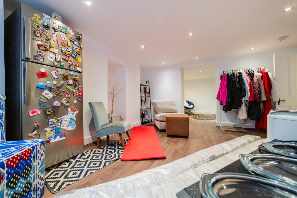 Additional property image - Plasturton Gardens, Pontcanna