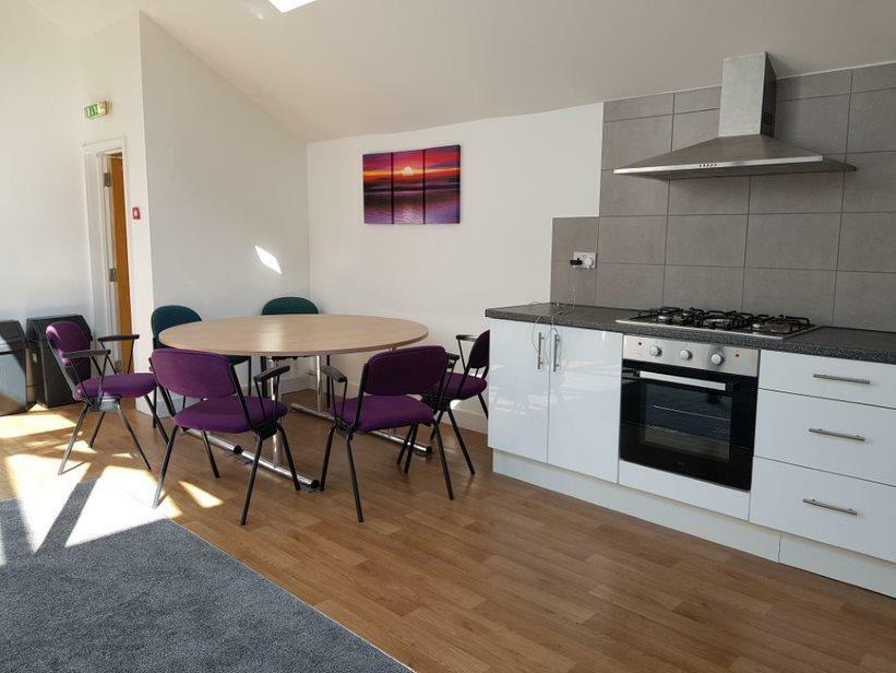 6 bedroom flat for rent in **£105pppw Excluding** Alfreton Road, Nottingham, NG7