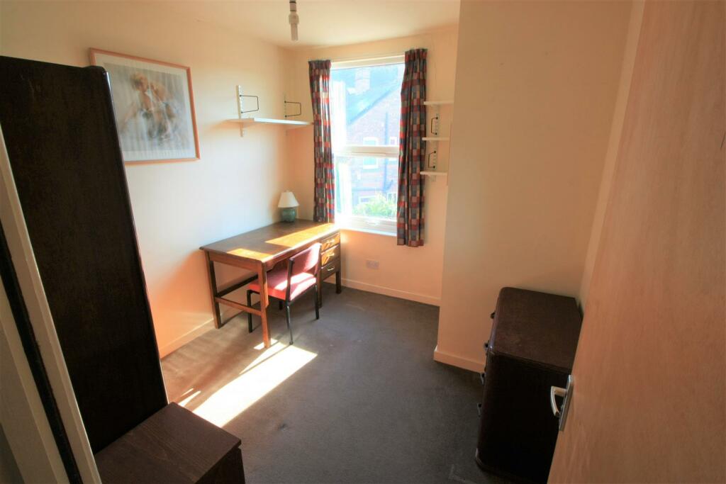 Terraced to rent on **£105pppw Excluding Bills** Midland Avenue, Lenton