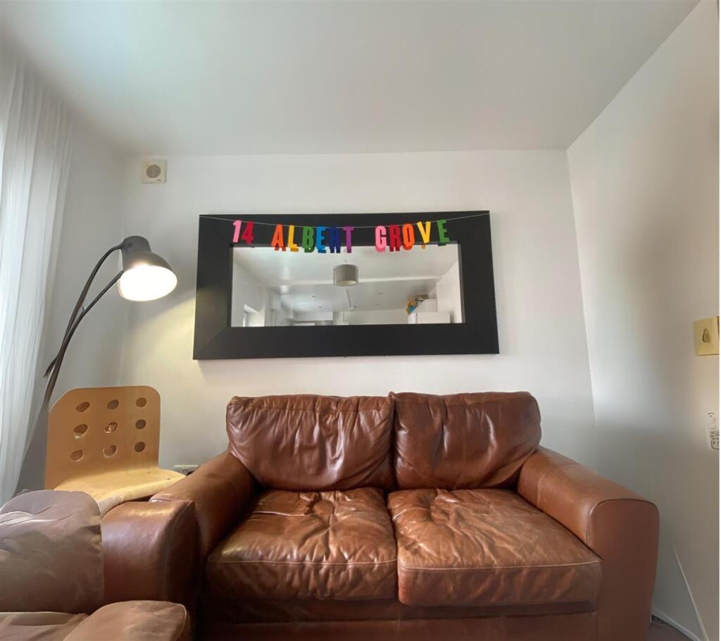 Main image of property: **£140pppw excluding bills** Albert Grove, Lenton