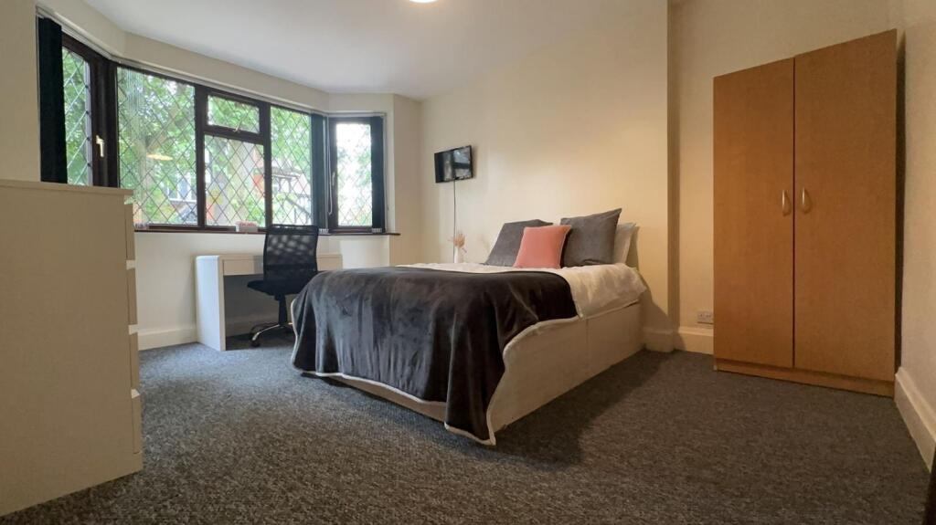 Main image of property: Harlaxton Drive, £175pppw BILLS INCLUDED