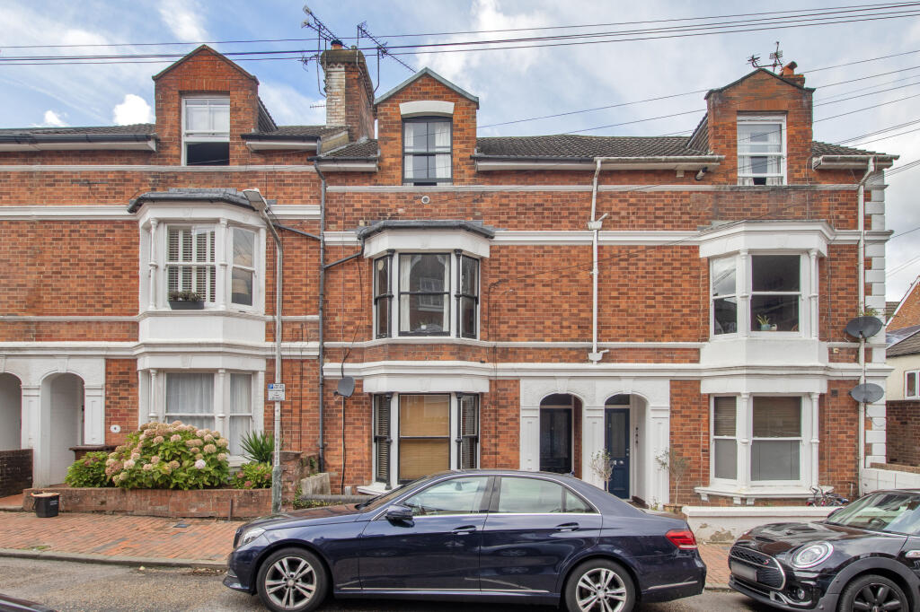 Main image of property: Meadow Hill Road, Tunbridge Wells, TN1