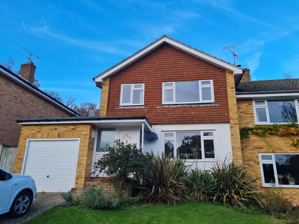 Main image of property: Chieveley Drive, Tunbridge Wells, TN2