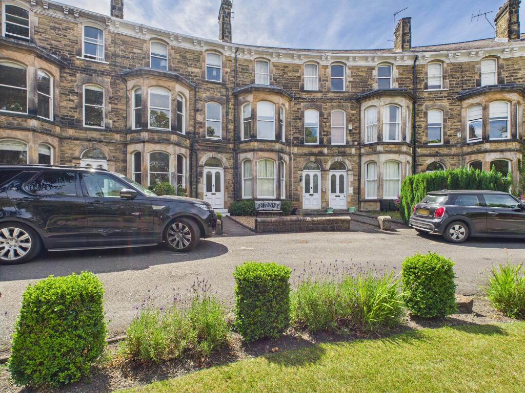 Main image of property: Royal Crescent, Harrogate, HG2