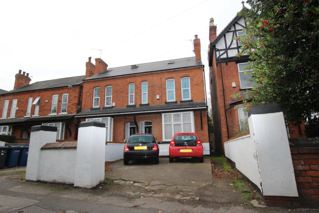 6 bedroom terraced house for rent in Melton Road, West Bridgford, NG2
