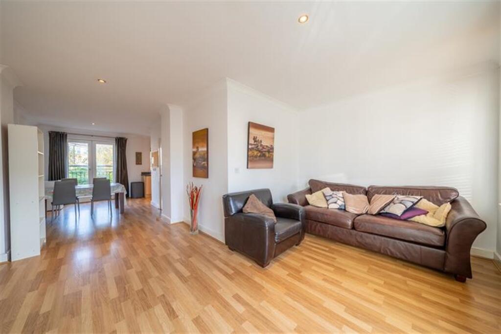 Main image of property: The Quays, Castle Marina, Nottingham