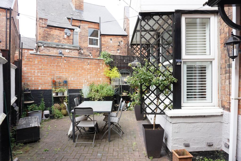Main image of property: Drayton Street, NG5