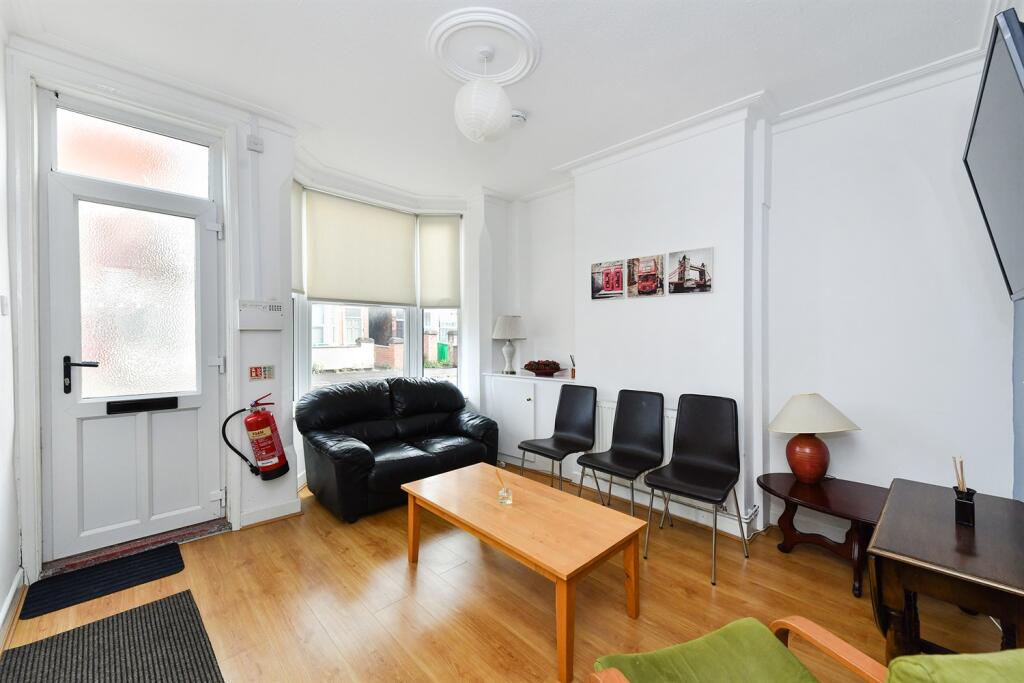 Main image of property: Claude Street, Nottingham, NG7 2LA