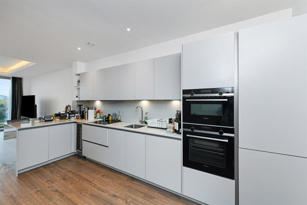 Main image of property: The Waterside Apartments, Pavillion Road NG2