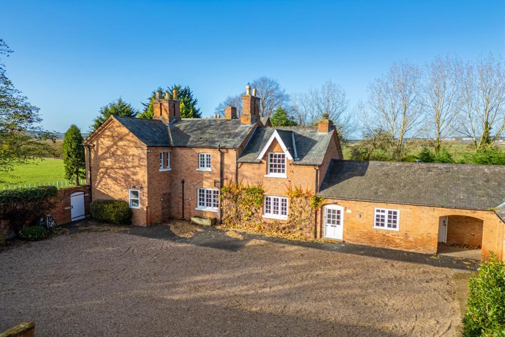 Main image of property: Moor End Farm, Ruddington