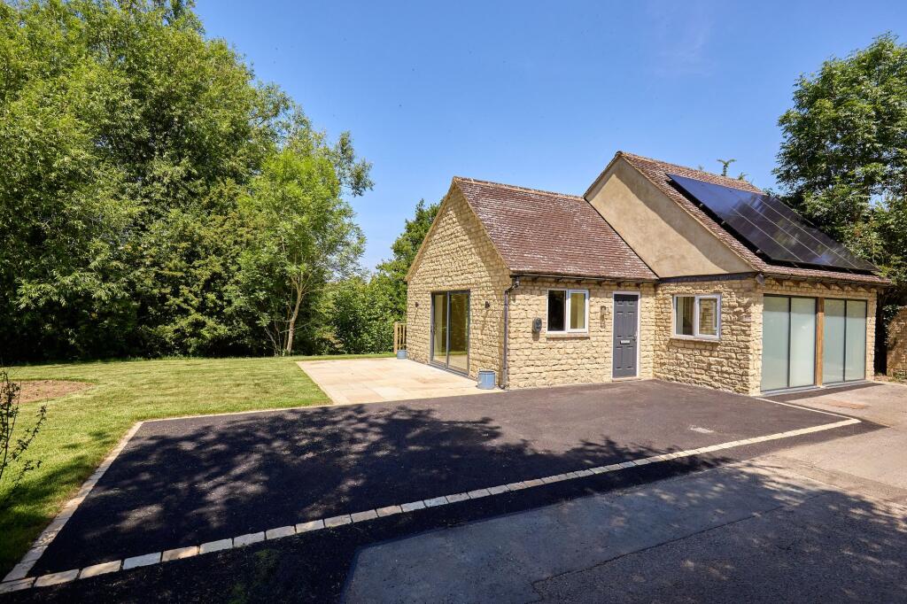 Main image of property: Worsham, Witney, OX29