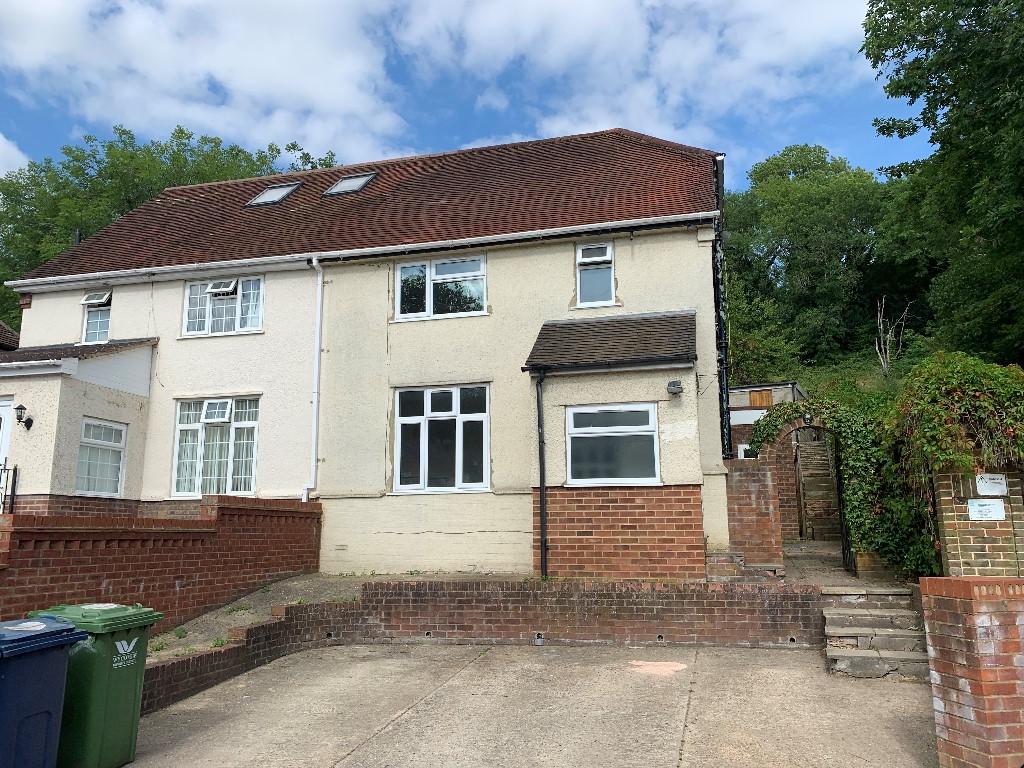 4 bedroom semidetached house for rent in Bowerdean Road, High